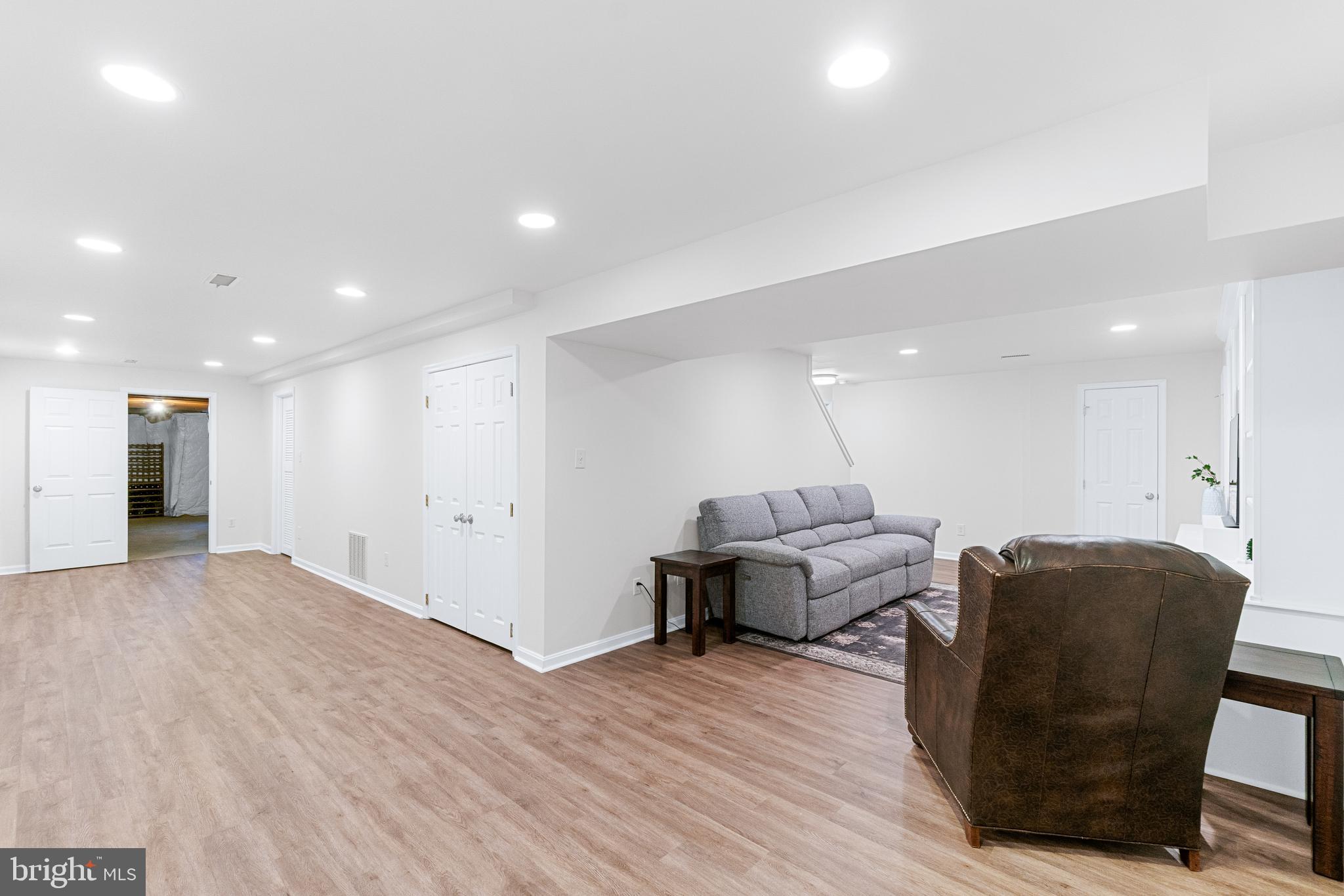 OLNEY OUTSIDE - Residential