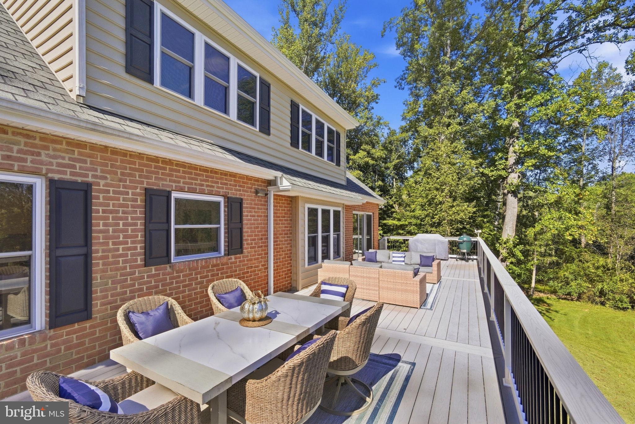 8276 BROAD NECK ROAD