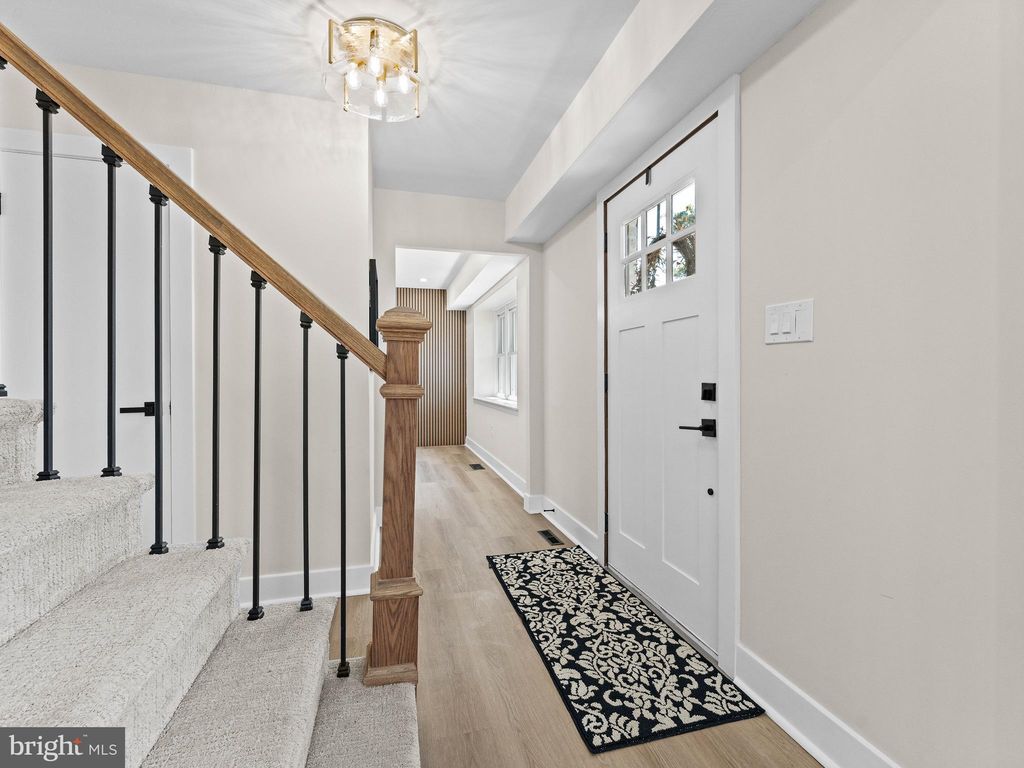 Photo of 135 Middlebury Lane, WILLINGBORO, NJ 08046 (MLS # NJBL2112354)