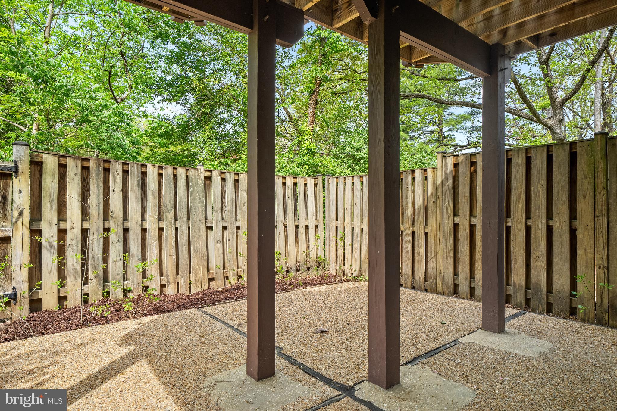 BENTANA WOODS - Residential