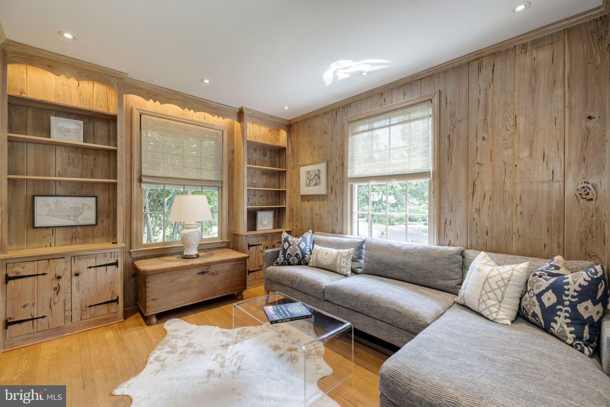 WESTMORELAND HILLS - Residential