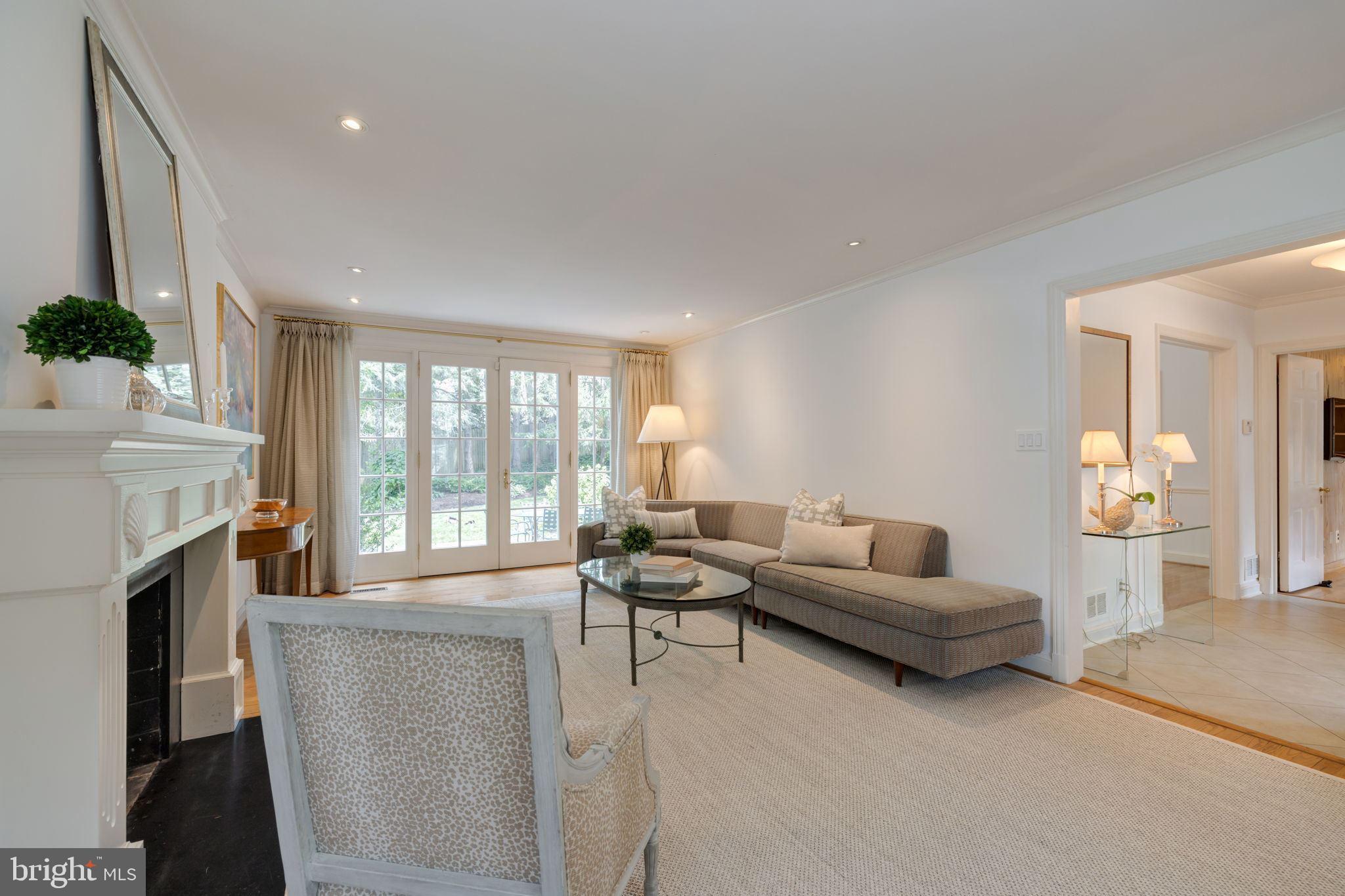 WESTMORELAND HILLS - Residential