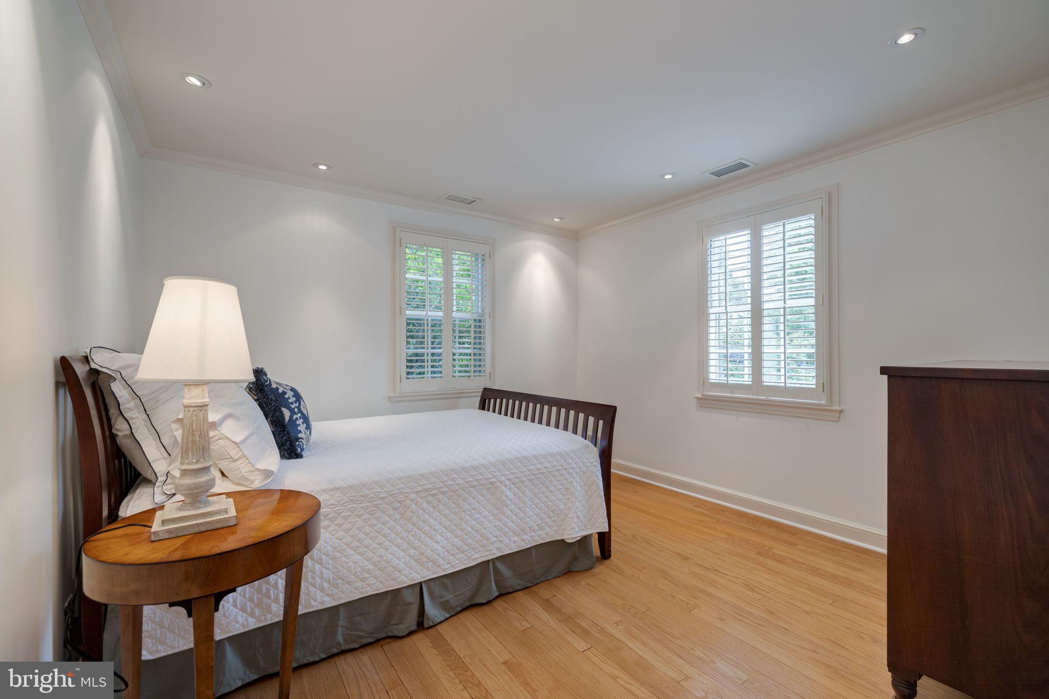 WESTMORELAND HILLS - Residential