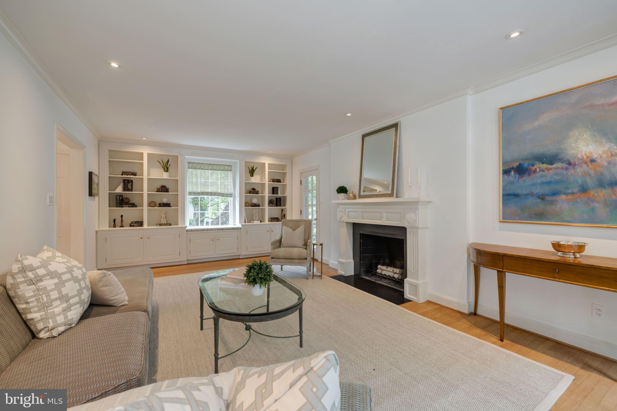 WESTMORELAND HILLS - Residential