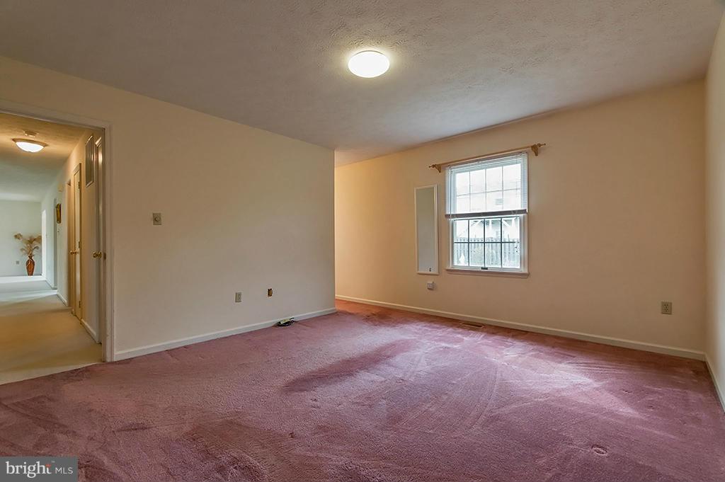 VAUGHT ESTATES - Residential