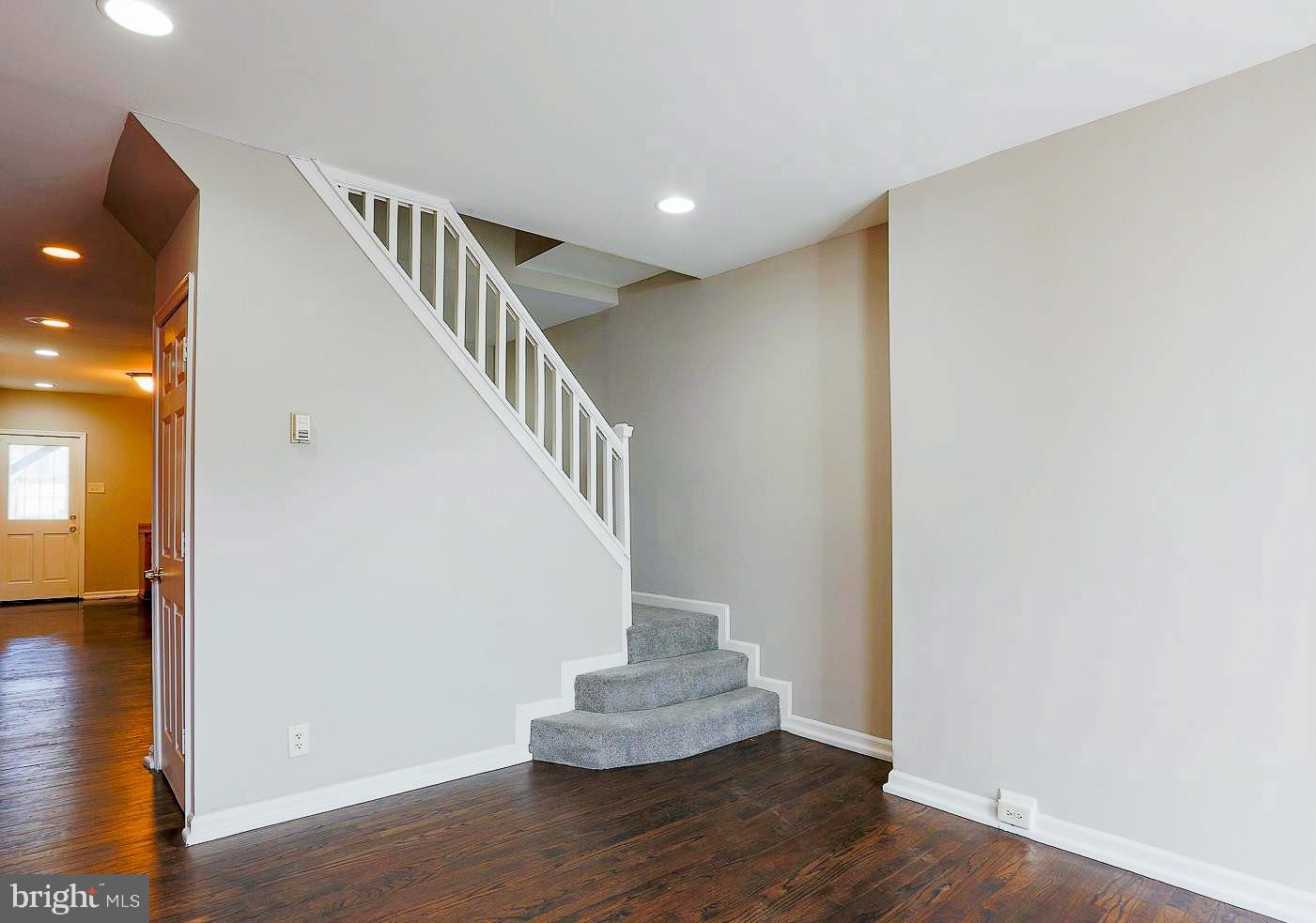 WASHINGTON VILLAGE - Residential