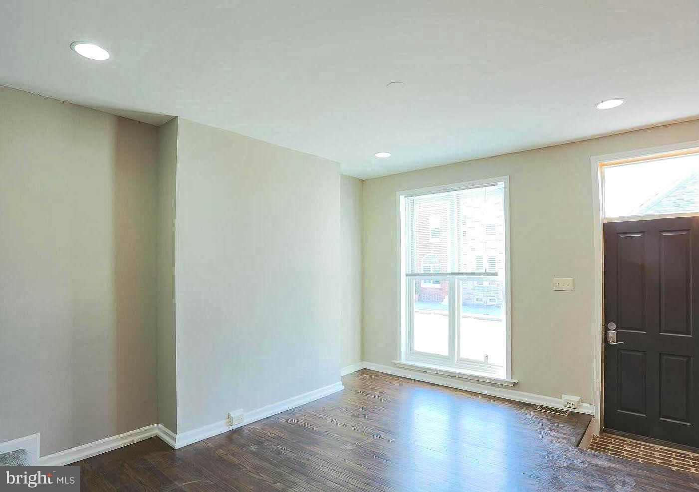 WASHINGTON VILLAGE - Residential