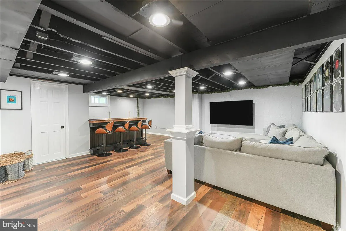 Newtown Square, Pennsylvania 19073, United States, 3 Bedrooms Bedrooms, ,2 BathroomsBathrooms,Residential,Contingent,128537