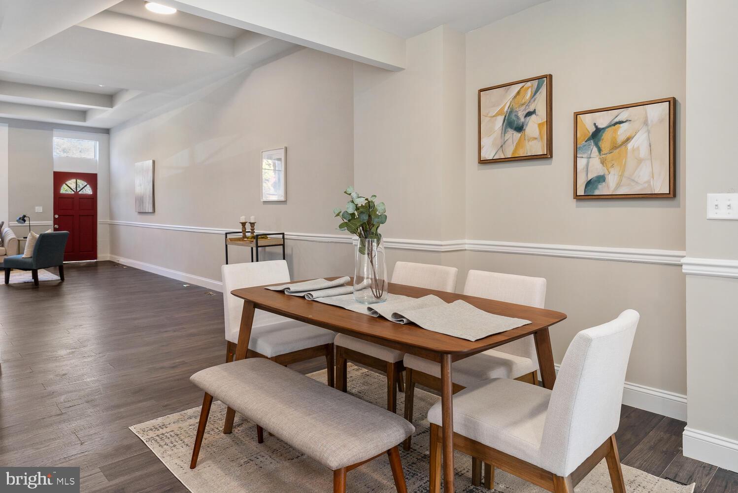 UNION SQUARE - Residential Lease