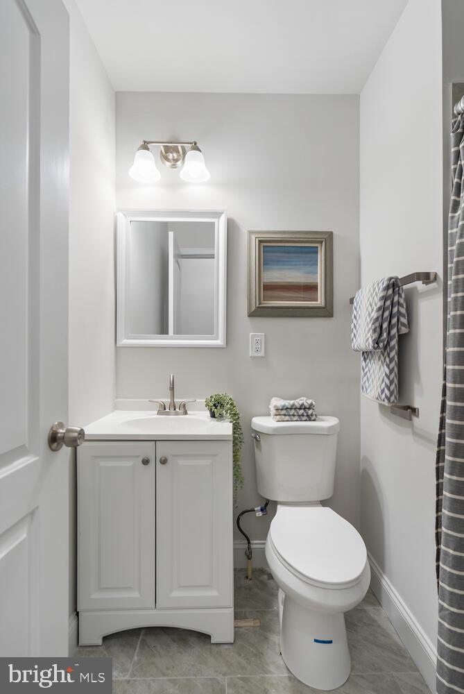 UNION SQUARE - Residential Lease