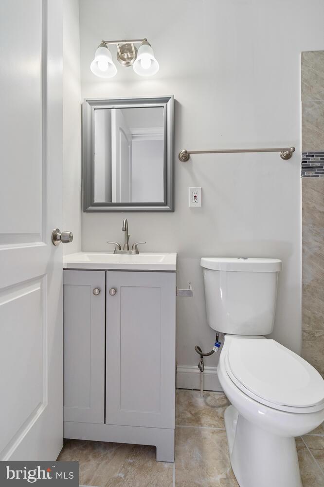 UNION SQUARE - Residential Lease