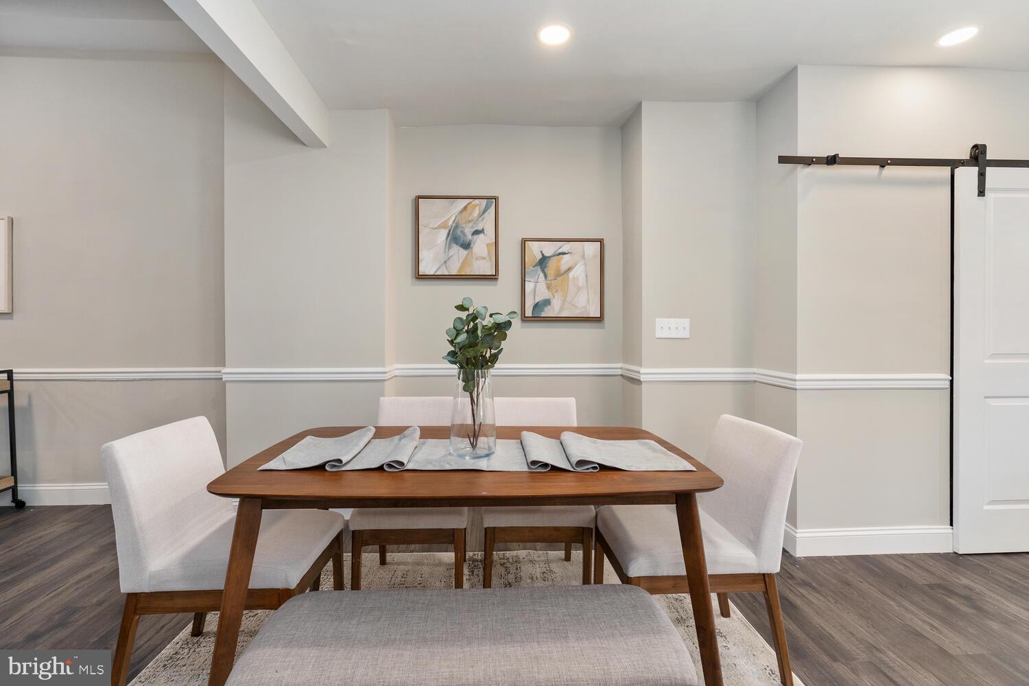 UNION SQUARE - Residential Lease