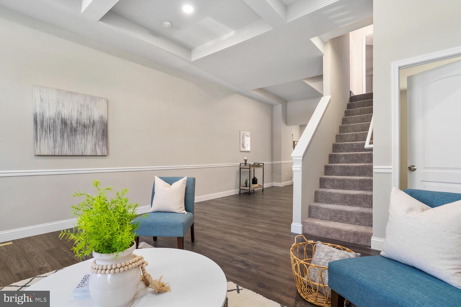 UNION SQUARE - Residential Lease