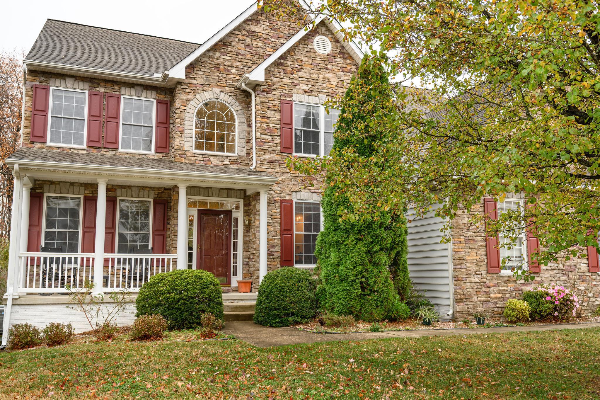 COVENTRY FARMS - Residential