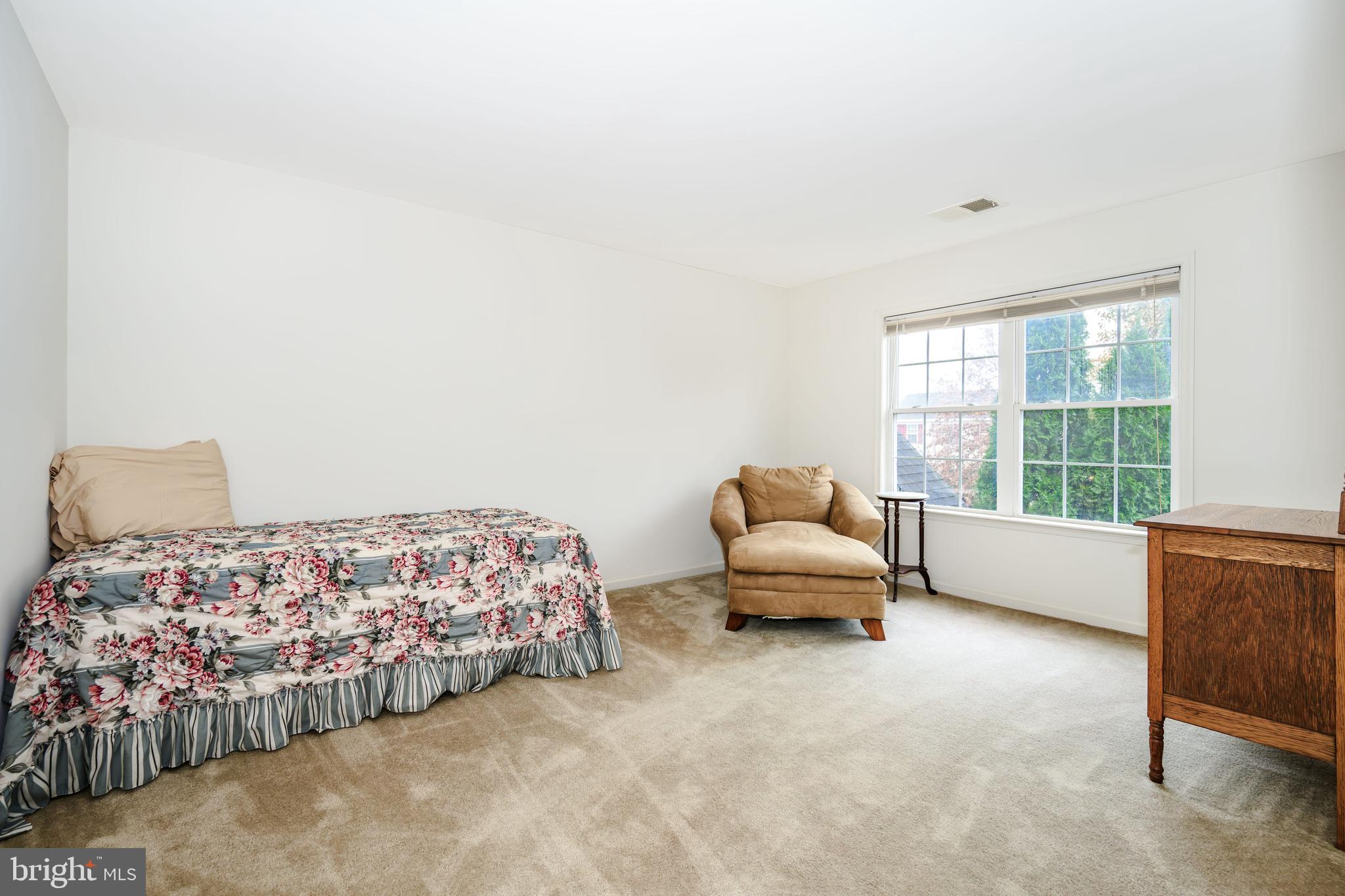 COVENTRY FARMS - Residential