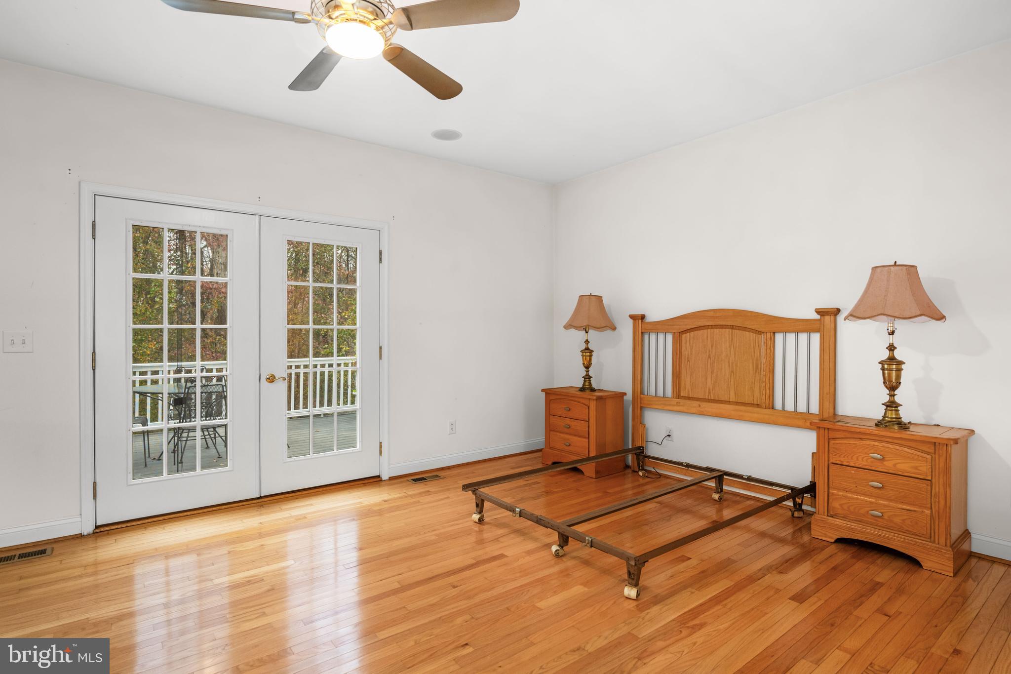 COVENTRY FARMS - Residential