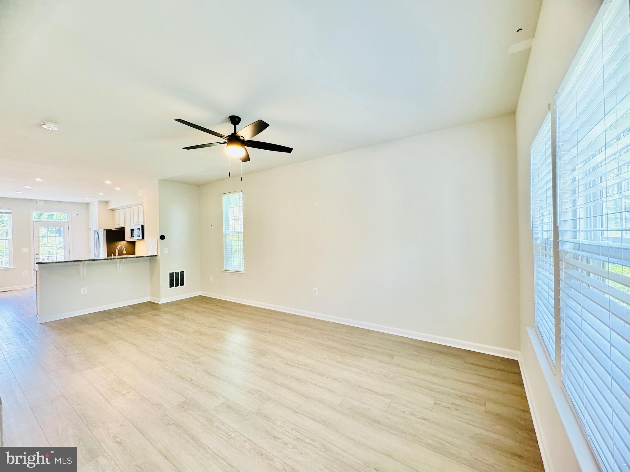 EAGLE ROW - Residential Lease