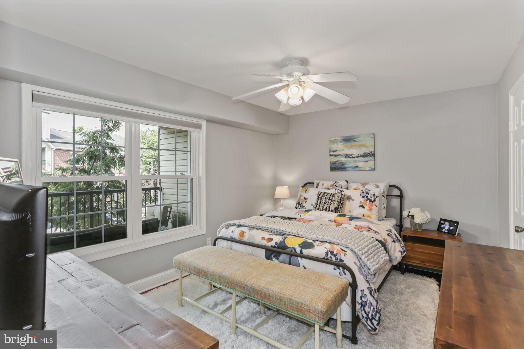 POINTE AT PARK CENTER - Residential