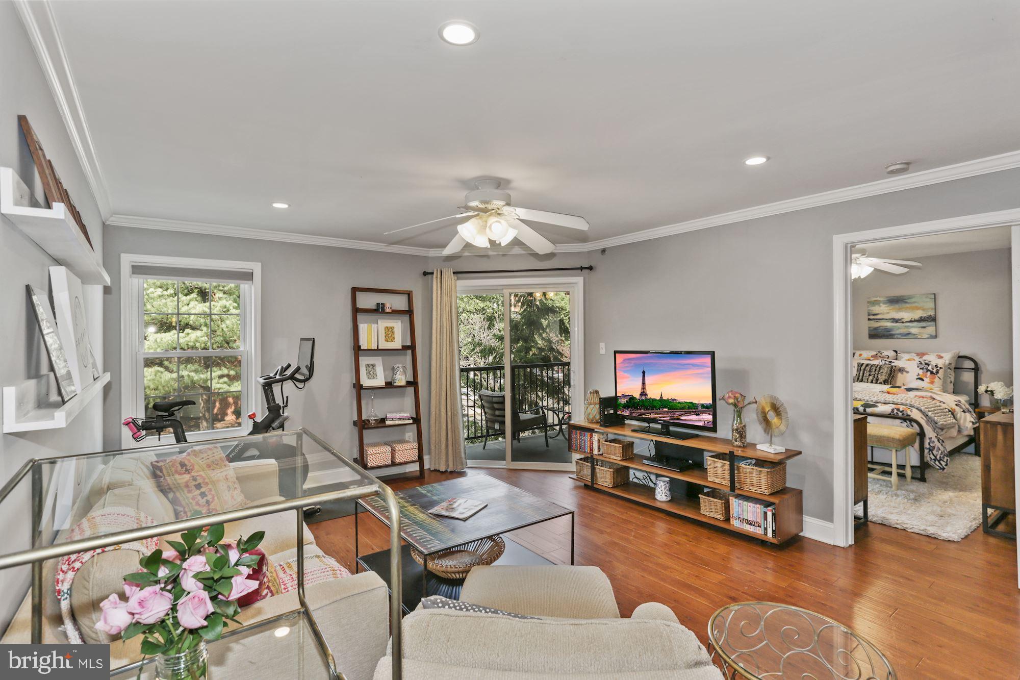 POINTE AT PARK CENTER - Residential