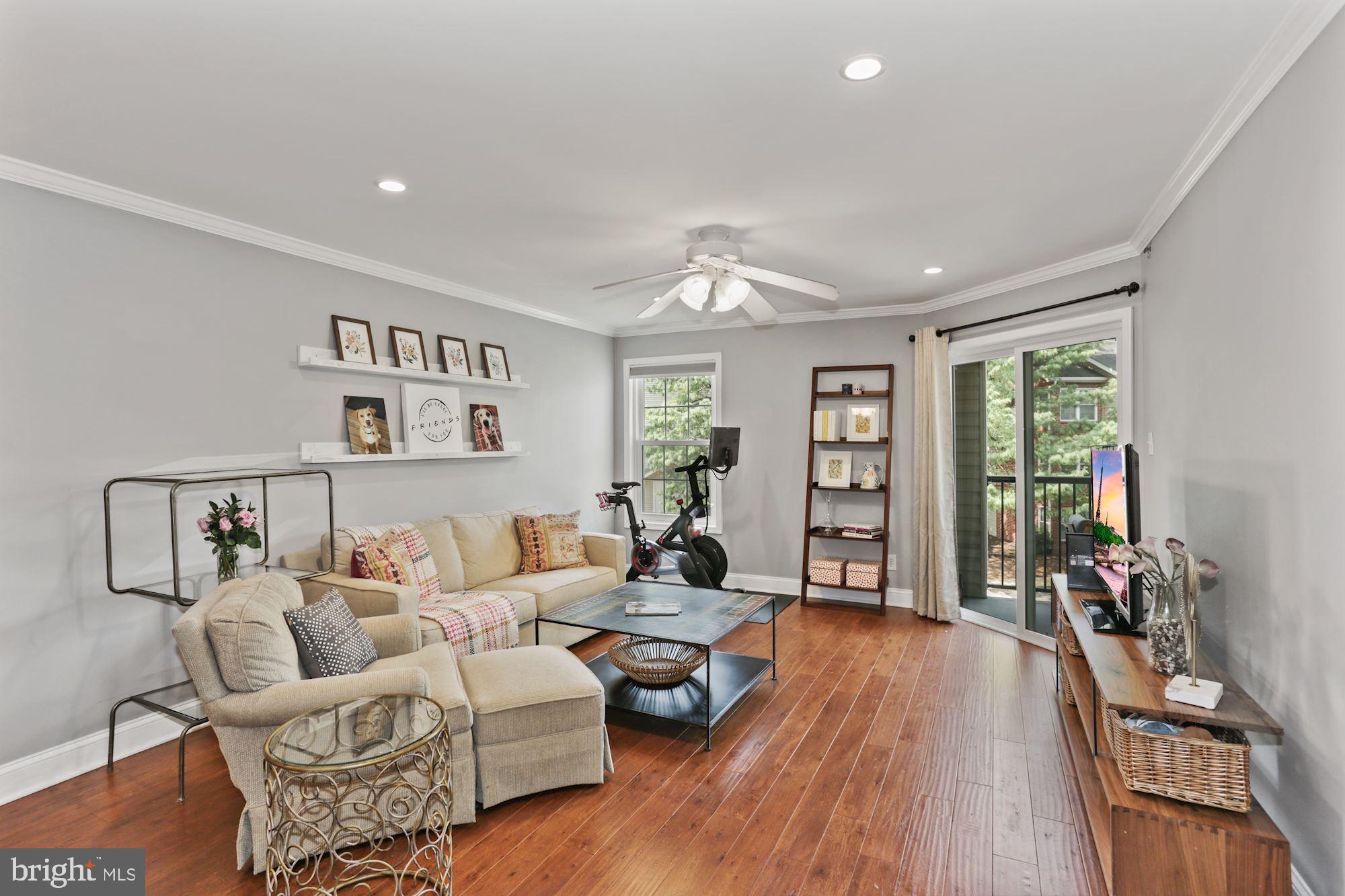 POINTE AT PARK CENTER - Residential