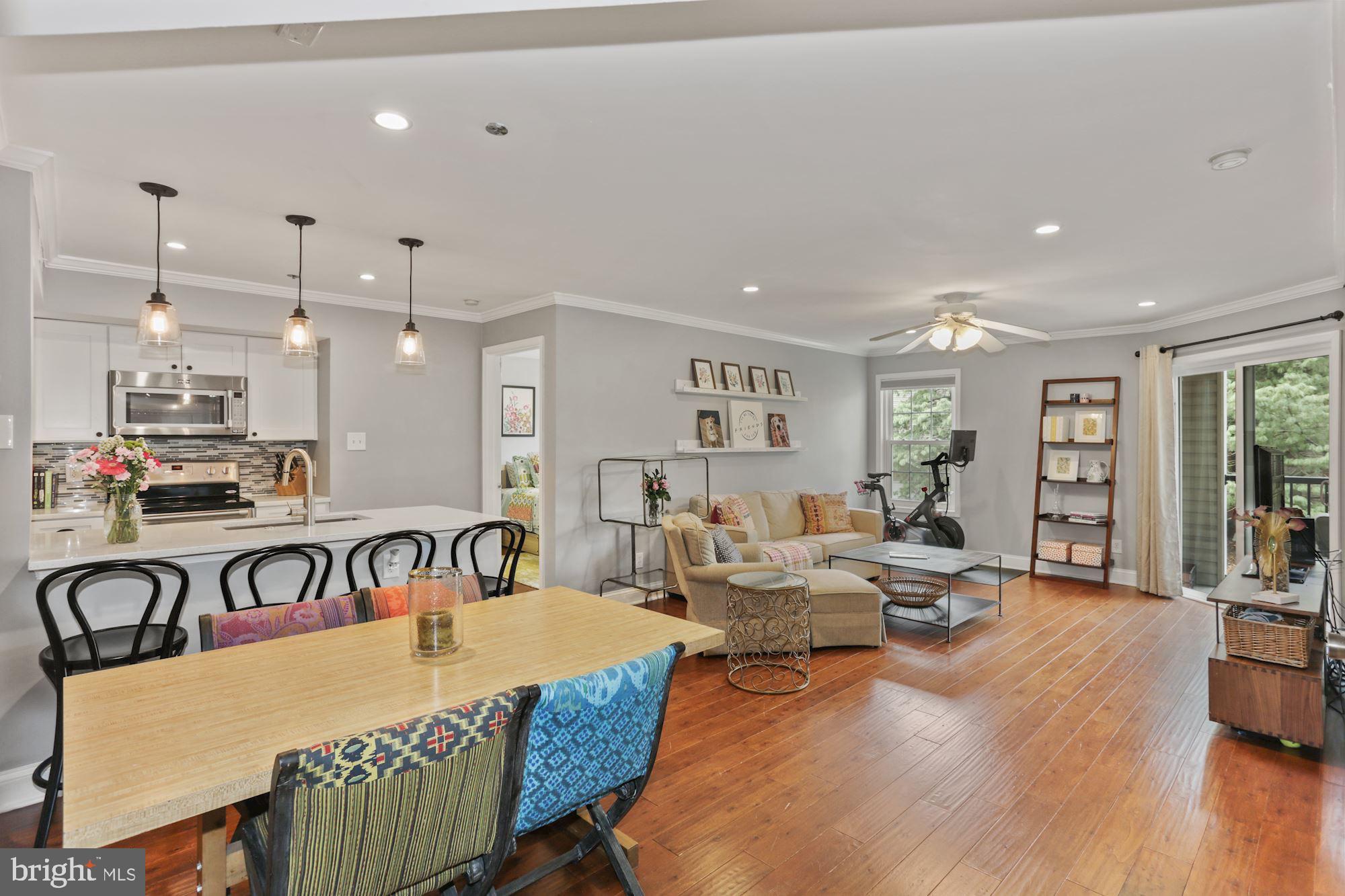 POINTE AT PARK CENTER - Residential