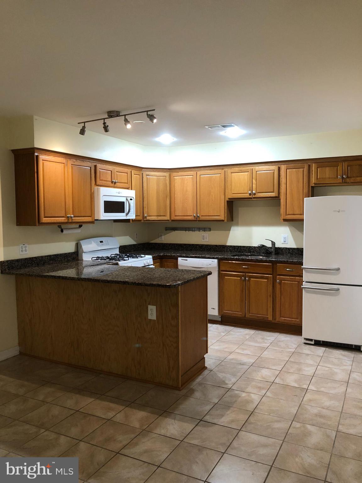 FELLS POINT HISTORIC DISTRICT - Residential Lease