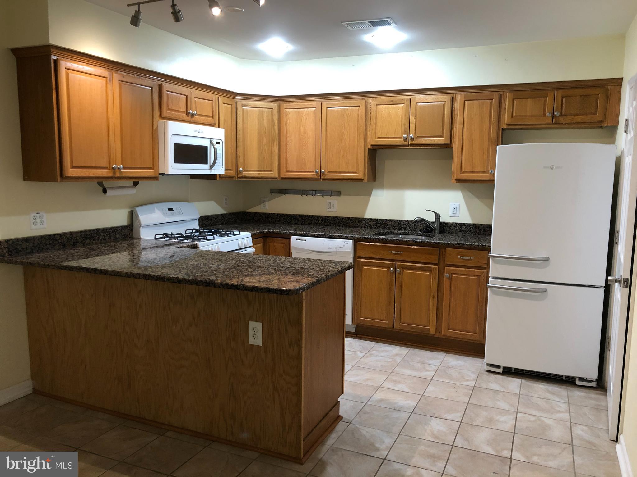 FELLS POINT HISTORIC DISTRICT - Residential Lease