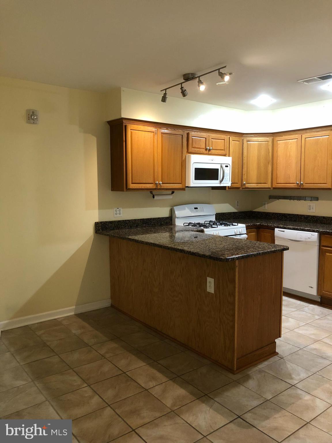 FELLS POINT HISTORIC DISTRICT - Residential Lease