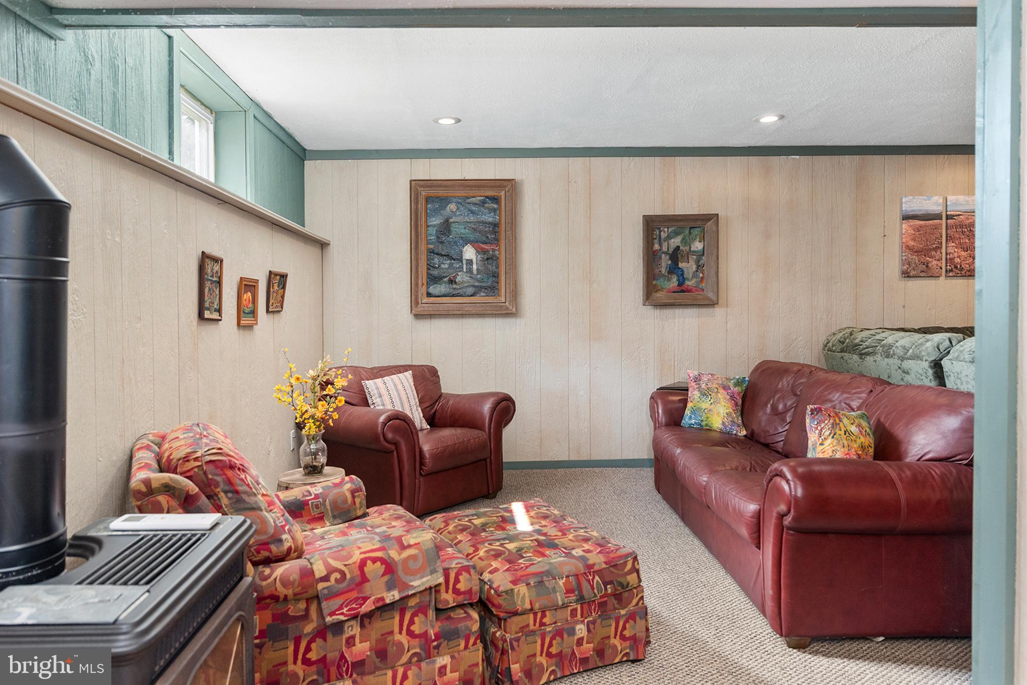 SHOREWOOD ESTATES - Residential