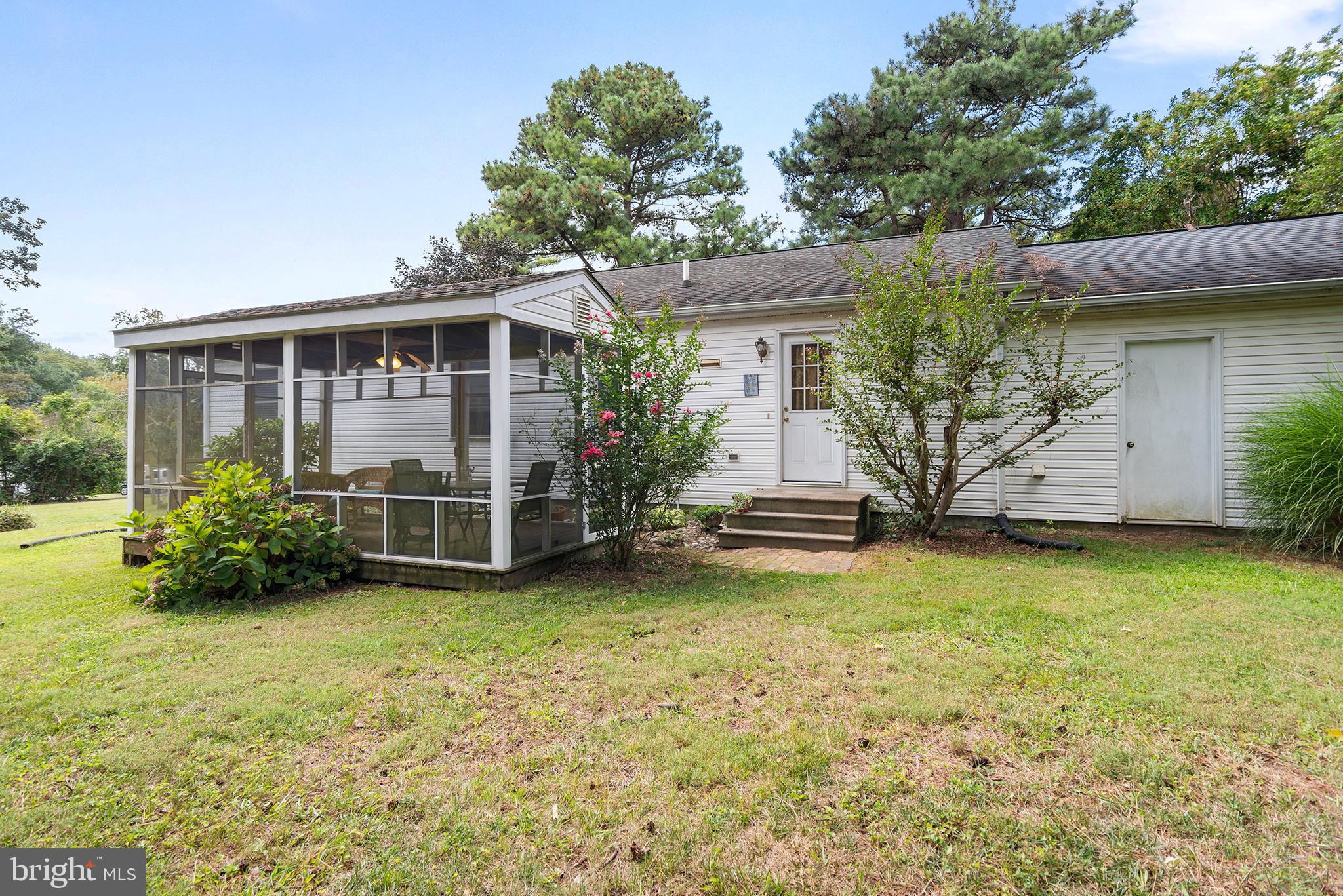 SHOREWOOD ESTATES - Residential