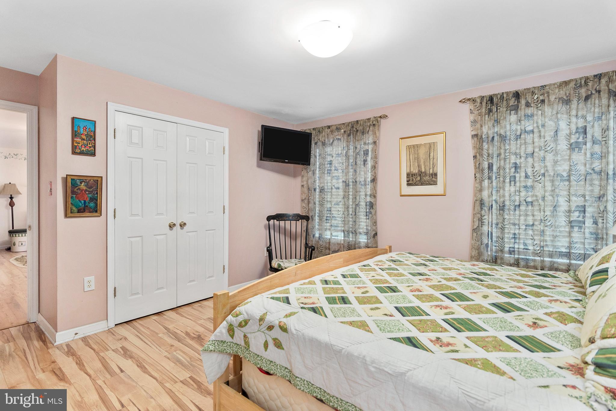 SHOREWOOD ESTATES - Residential