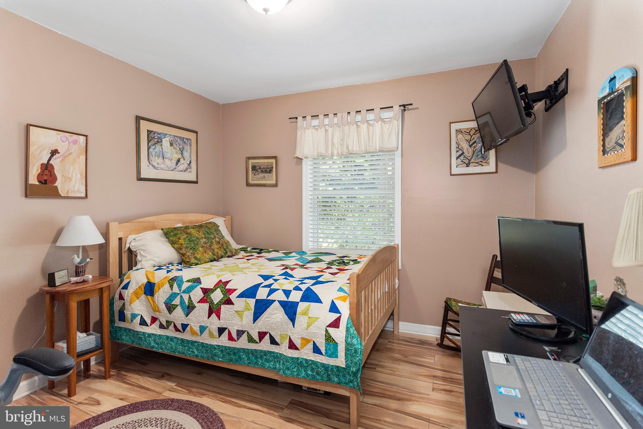 SHOREWOOD ESTATES - Residential