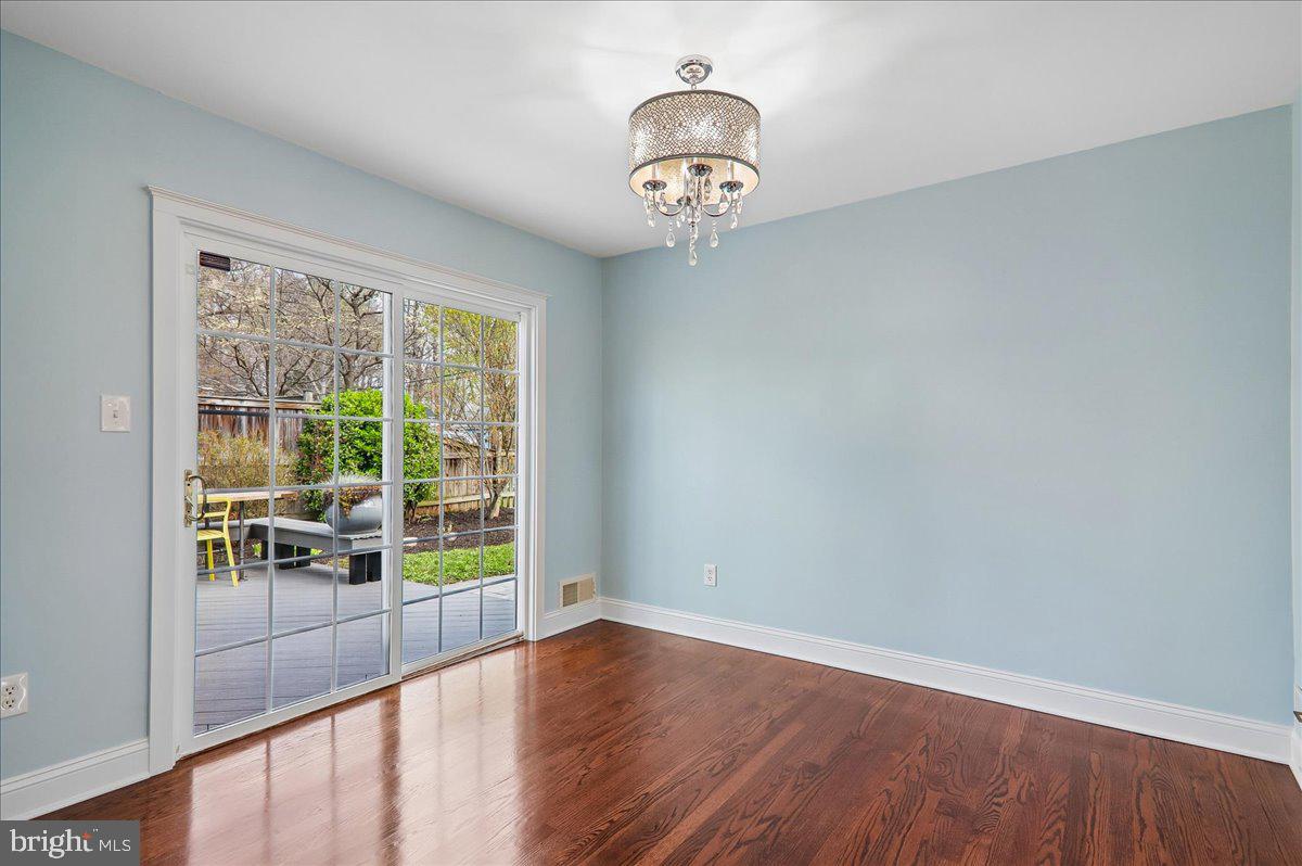 BEL PRE WOODS - Residential