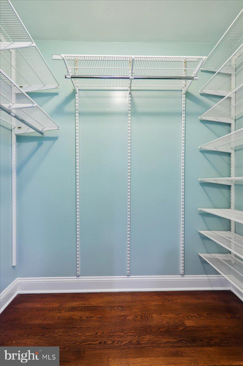 BEL PRE WOODS - Residential