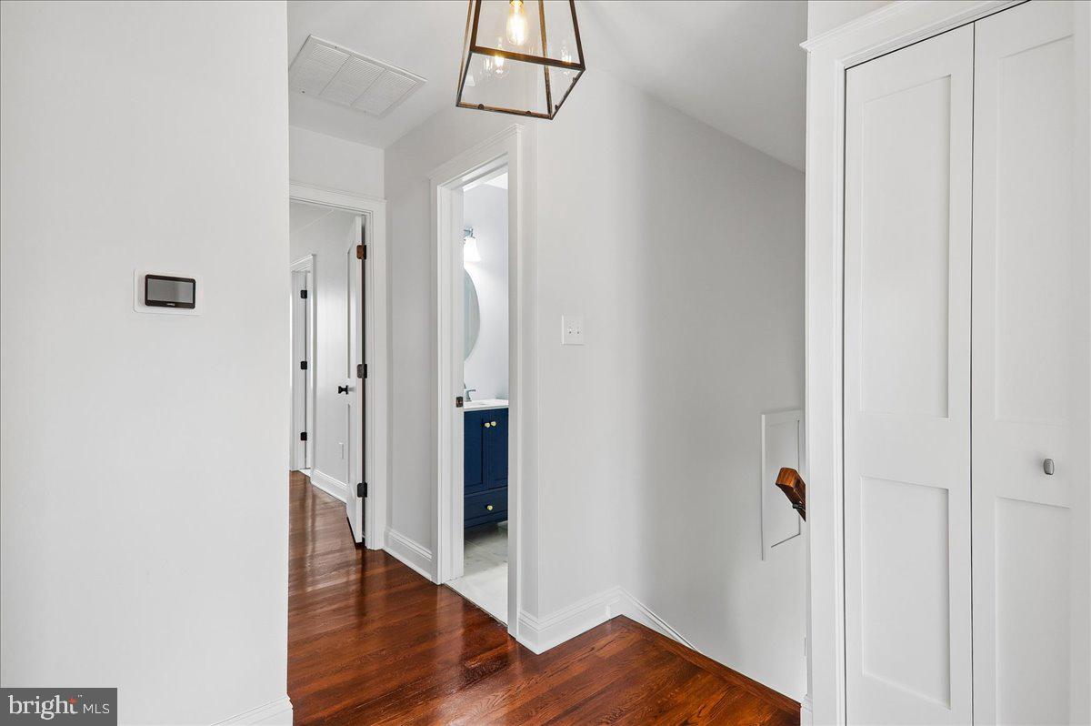 BEL PRE WOODS - Residential