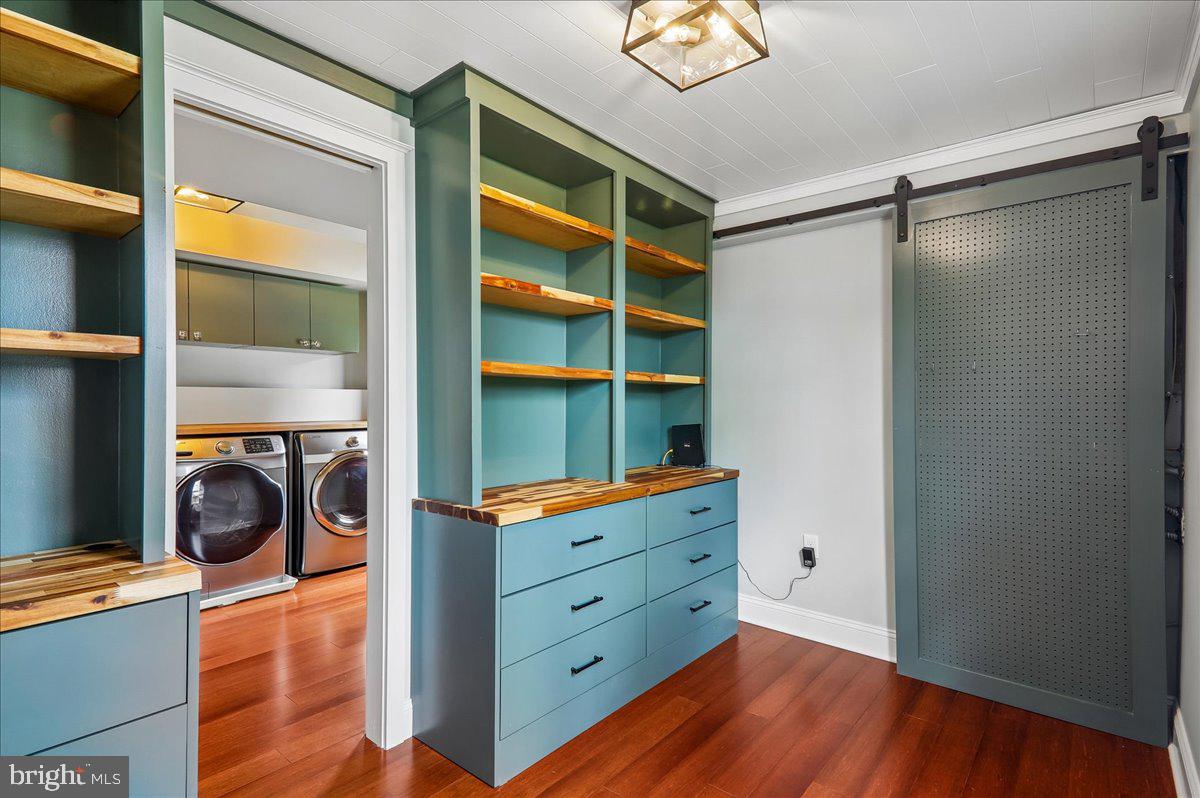 BEL PRE WOODS - Residential