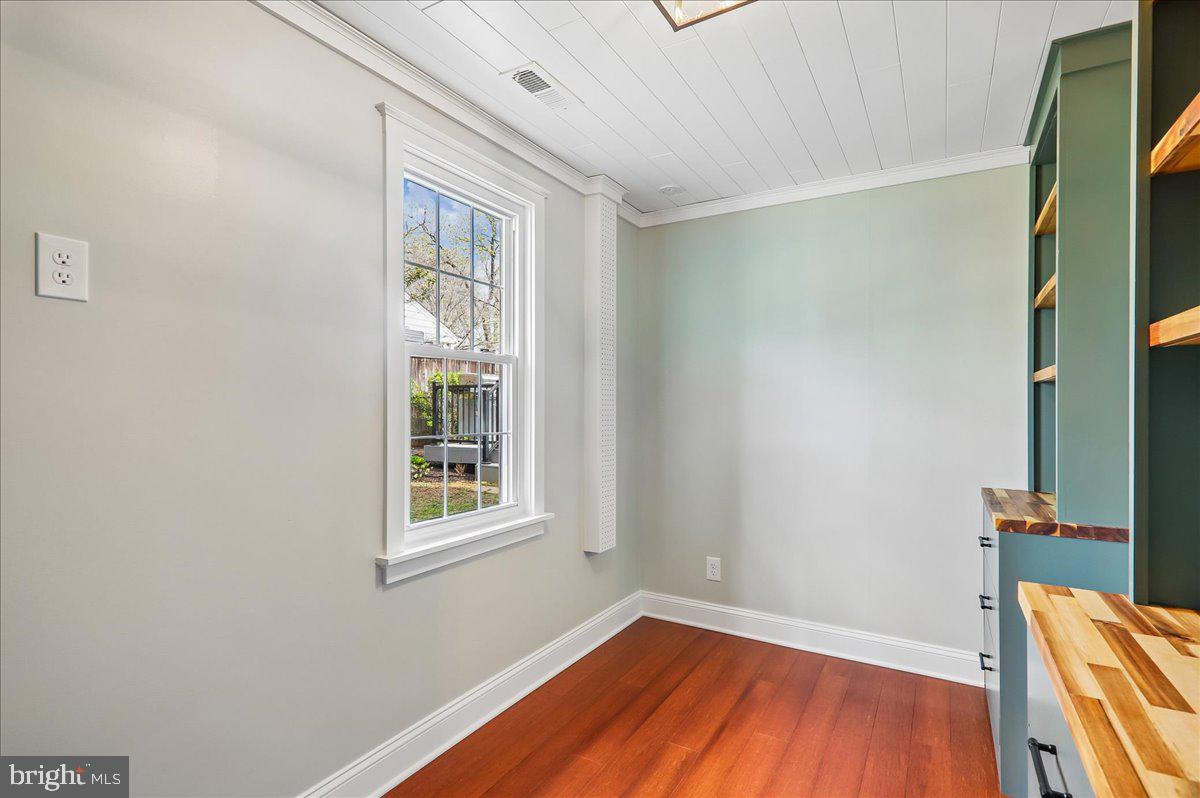 BEL PRE WOODS - Residential