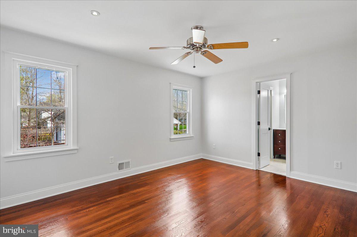 BEL PRE WOODS - Residential