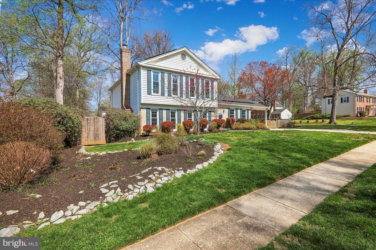 BEL PRE WOODS - Residential