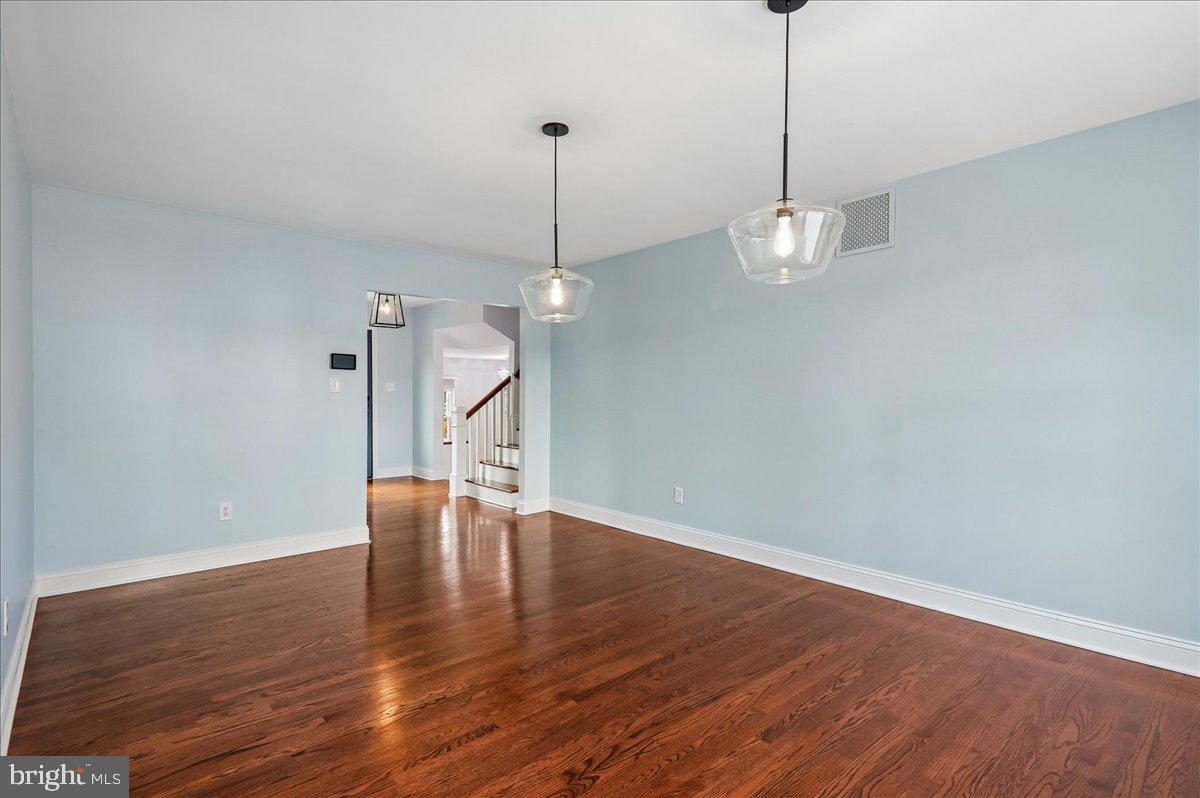 BEL PRE WOODS - Residential