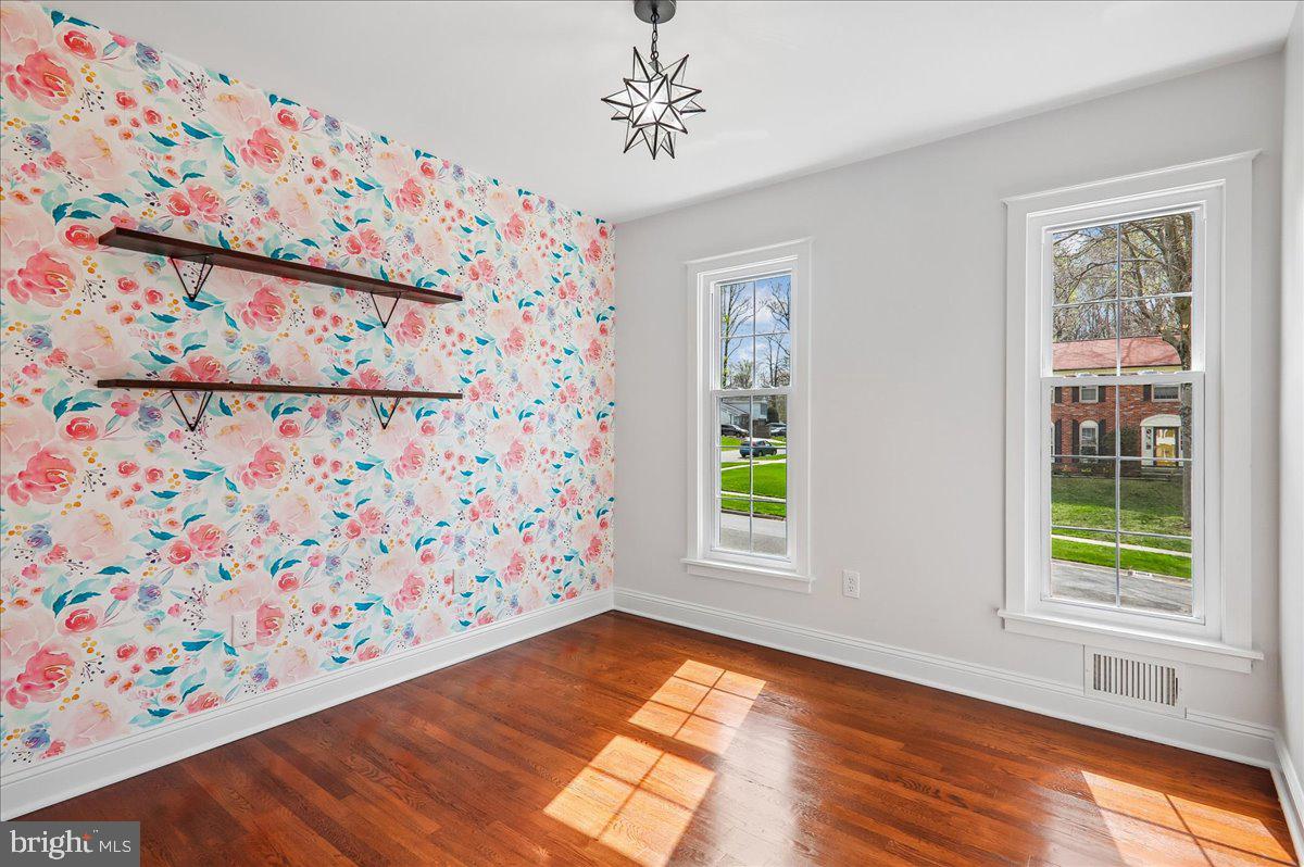 BEL PRE WOODS - Residential