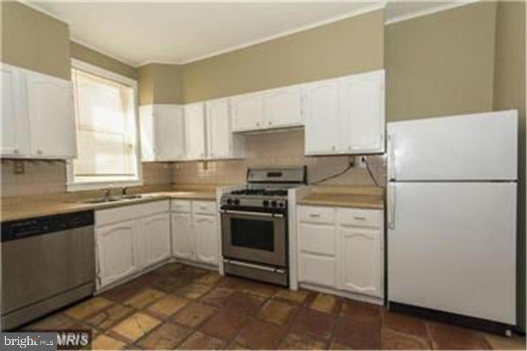 FEDERAL HILL HISTORIC DISTRICT - Residential Lease