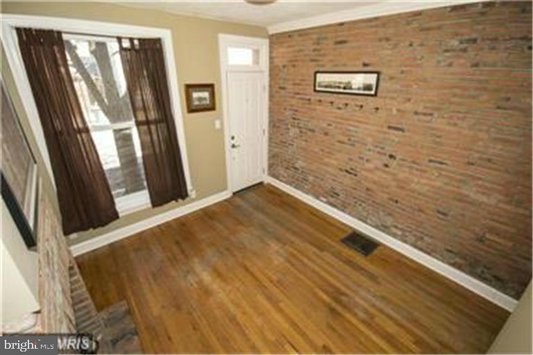 FEDERAL HILL HISTORIC DISTRICT - Residential Lease