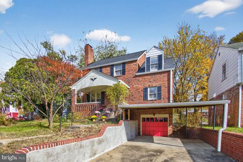 6215 42ND AVENUE HYATTSVILLE MD 20781