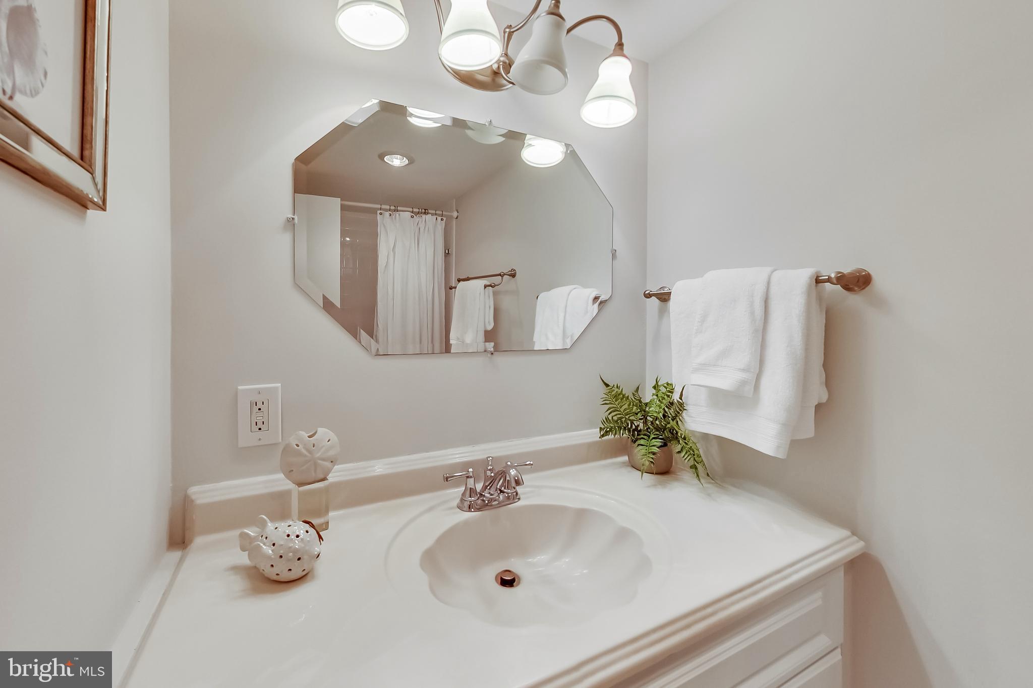 WILLOUGHBY OF CHEVY CHASE - Residential Lease