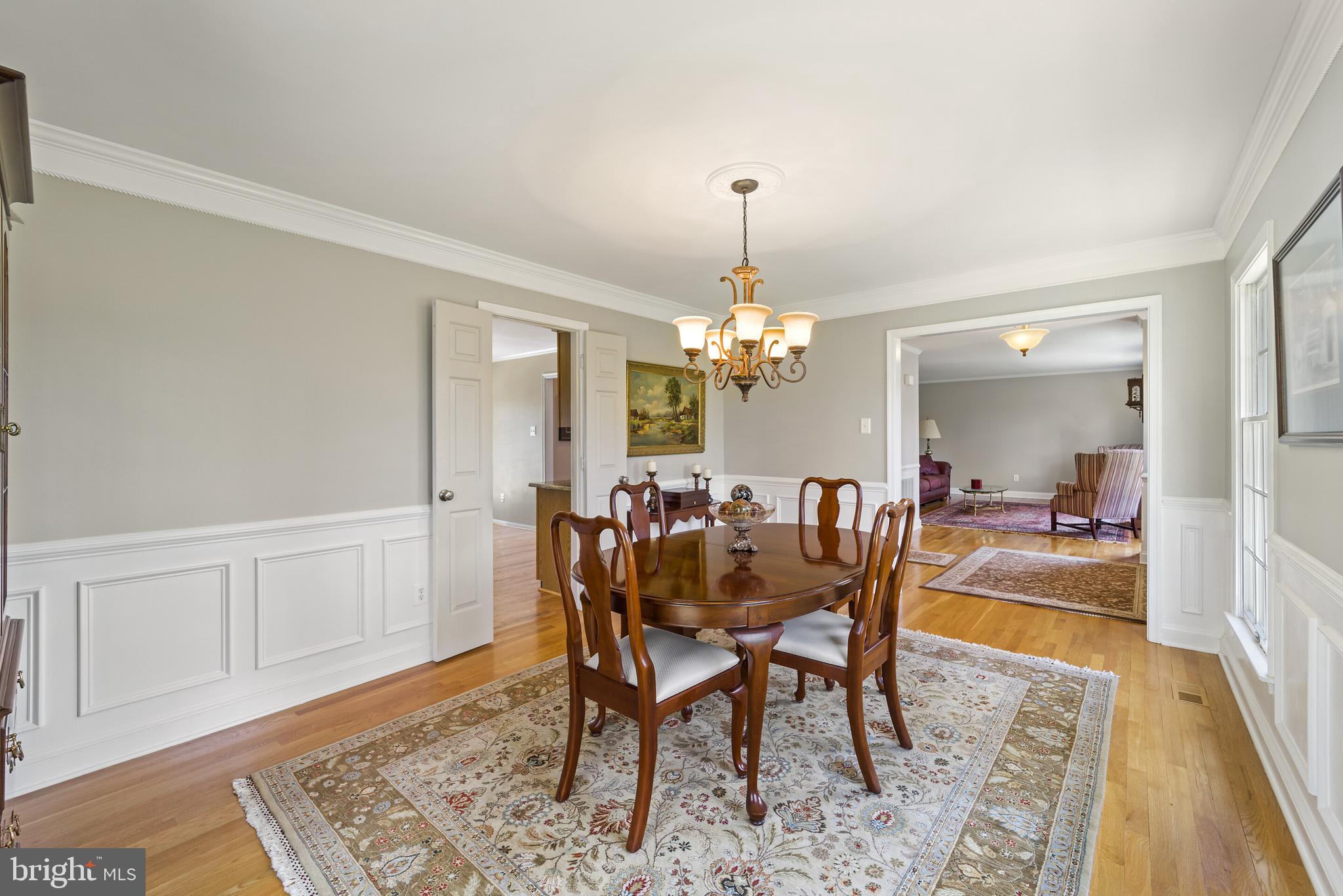 GOVERNORS RIDGE - Residential