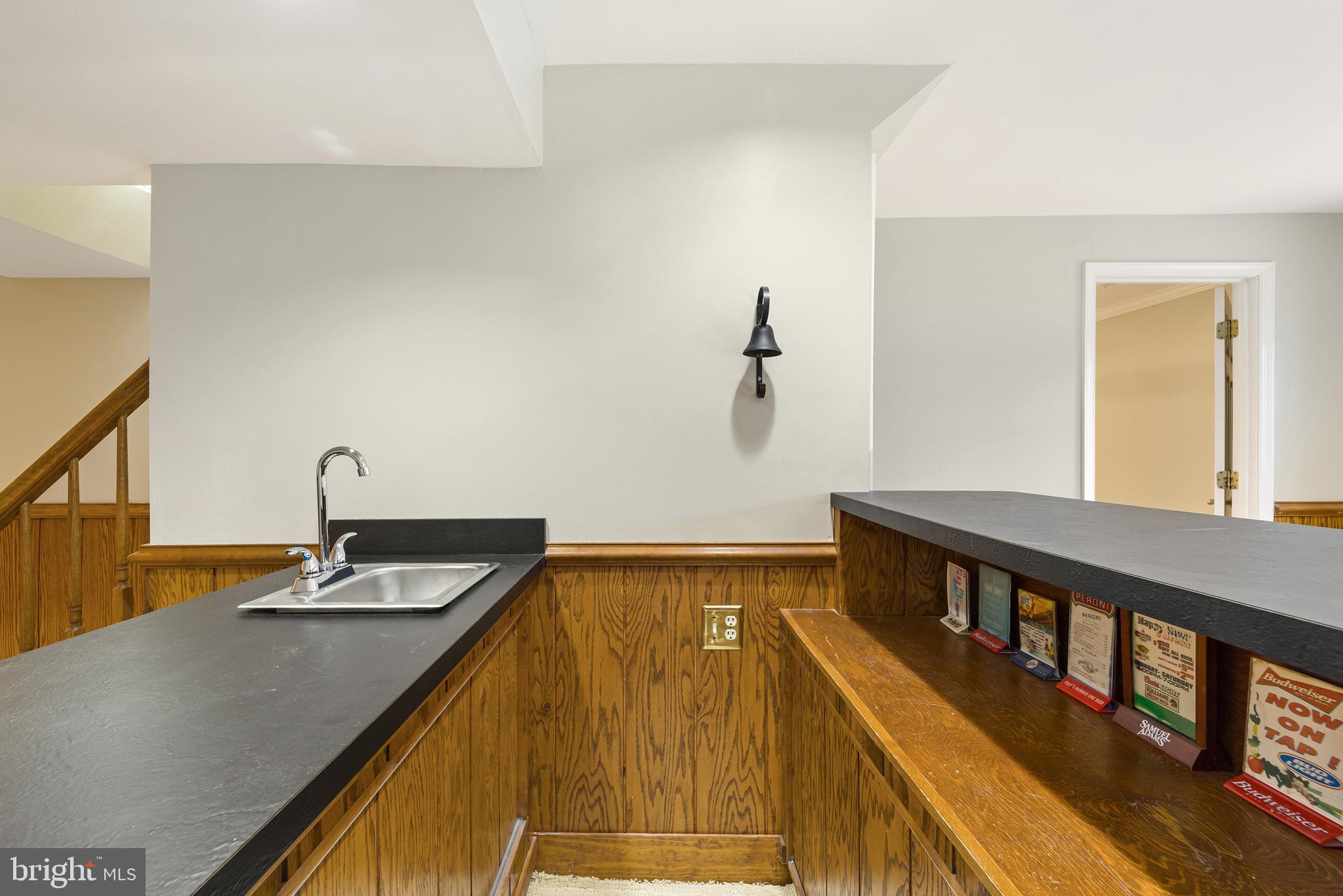 GOVERNORS RIDGE - Residential