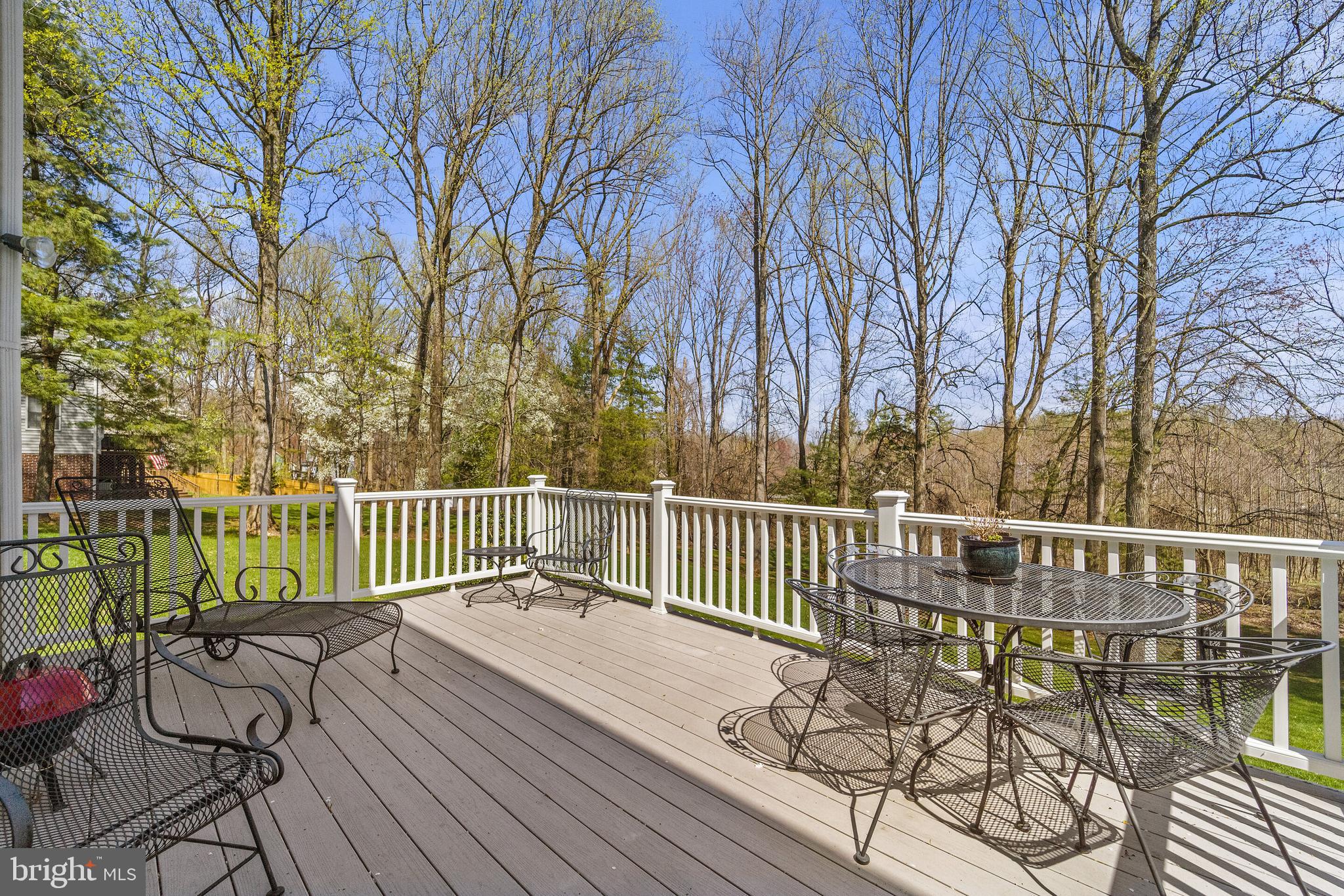 GOVERNORS RIDGE - Residential