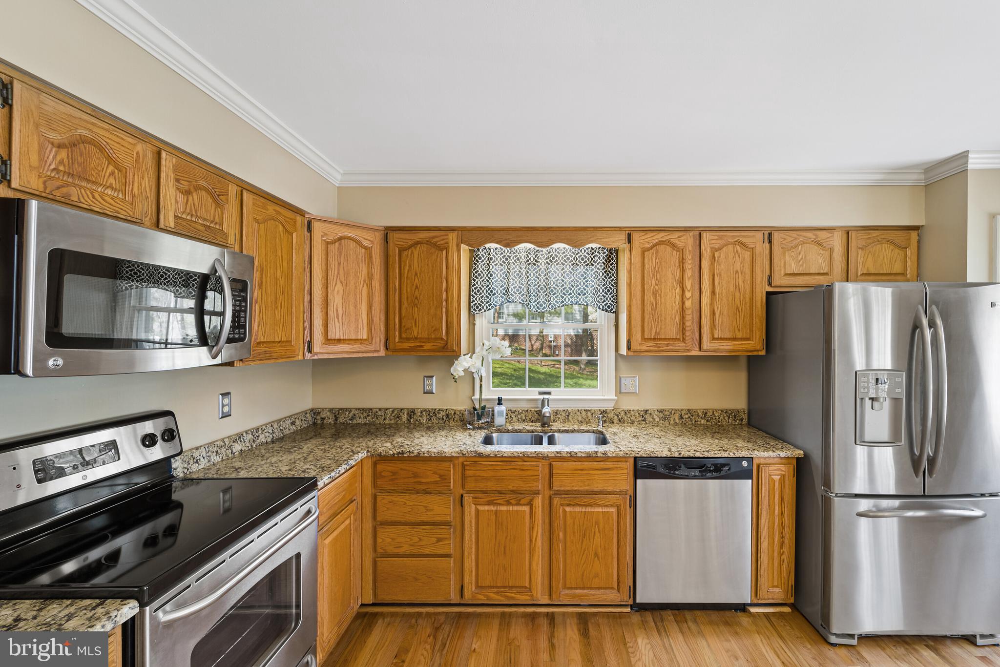 GOVERNORS RIDGE - Residential