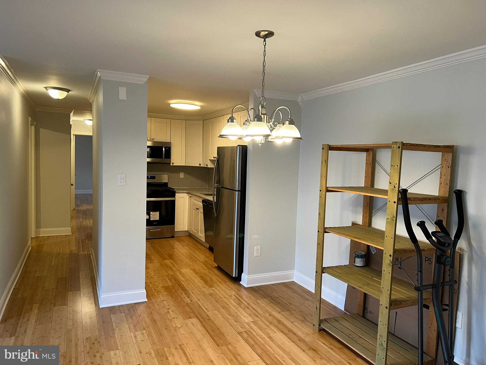 MONTPELIER VILLAGE - Residential Lease